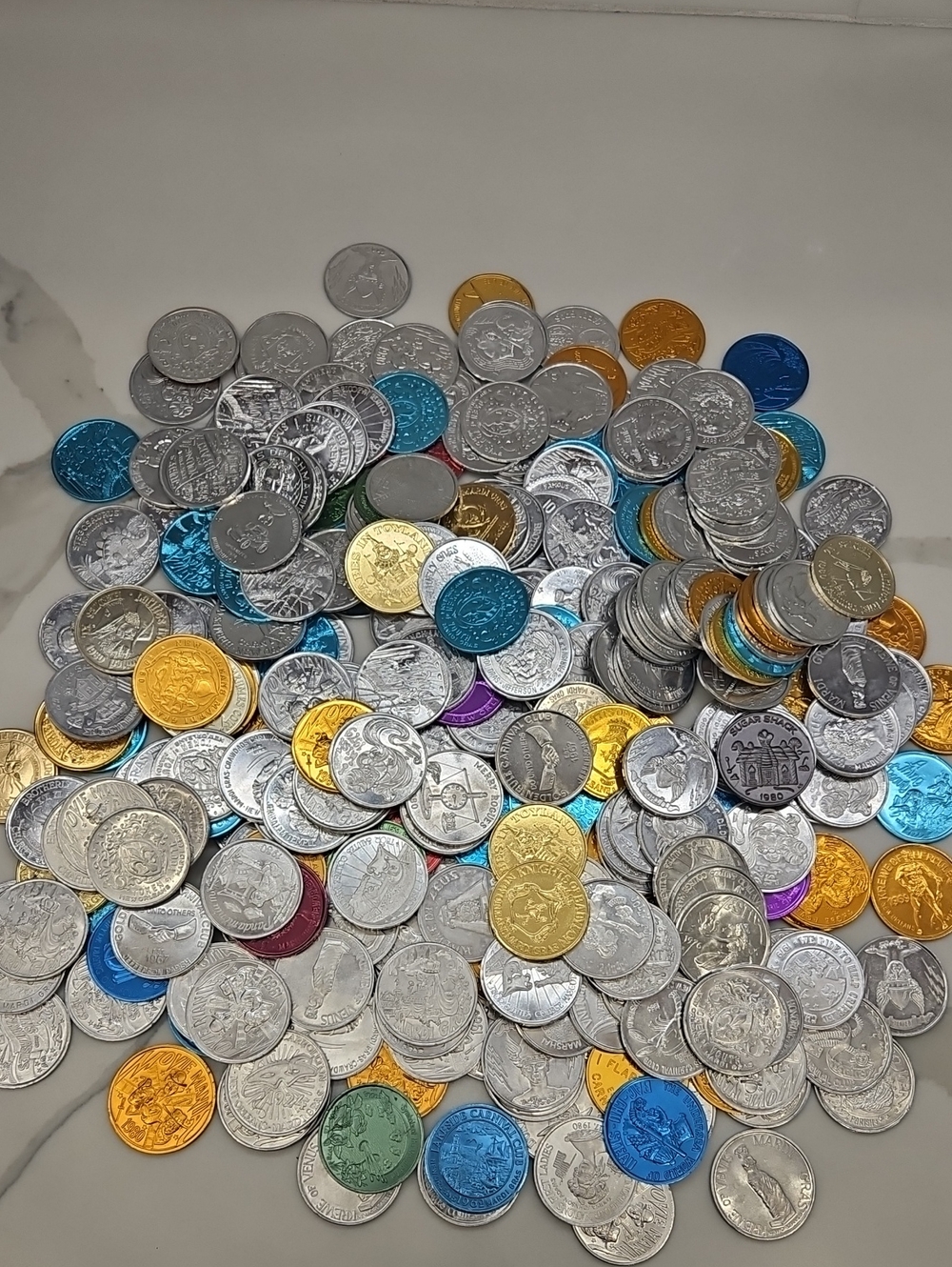 VINTAGE Lot of 310 Mardi Gras Coins 1960s-1970s Collectors